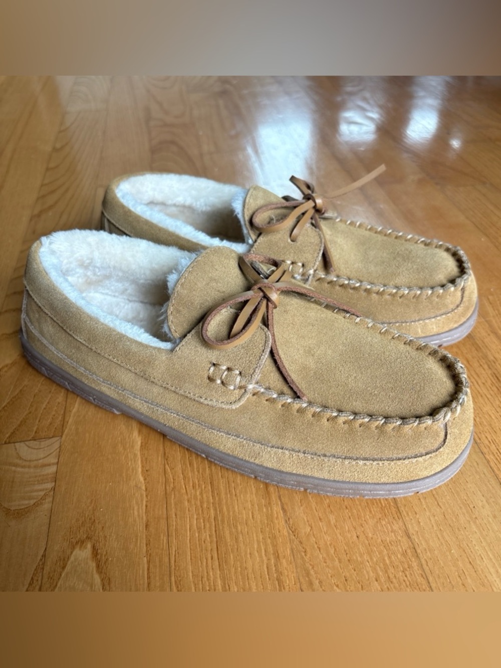 Lands End Mens Suede Moccasins Faux Fur Lined Slippers Brown English Tan Size 8M